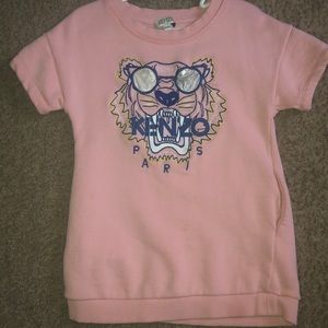 Kids clothing